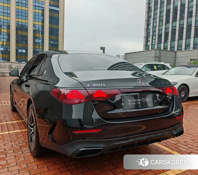 Mercedes-Benz E-class 2024 Черный из Китая, фото 6