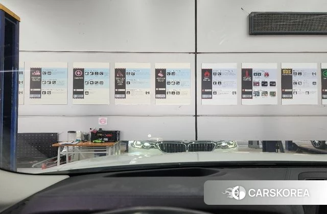 BMW 5 Series (G30) 2018 Белый из Кореи, фото 6