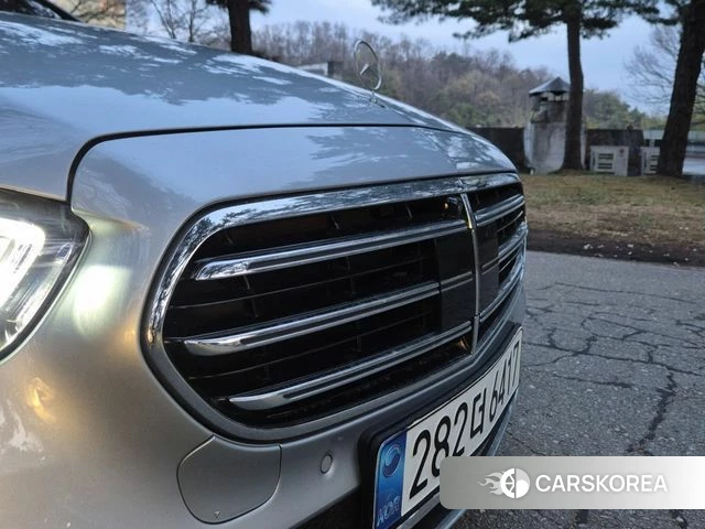 Mercedes-Benz E-Class W213 2022 Серебряный из Кореи, фото 6