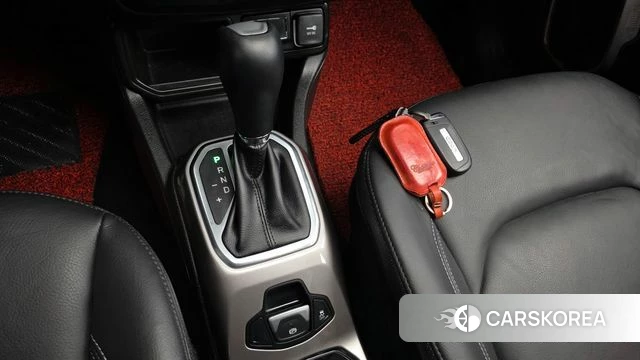 Jeep Renegade 2021 Белый из Кореи, фото 6