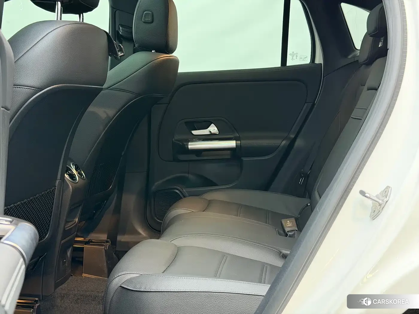 Mercedes-Benz GLA 2022 Белый из Китая, фото 6