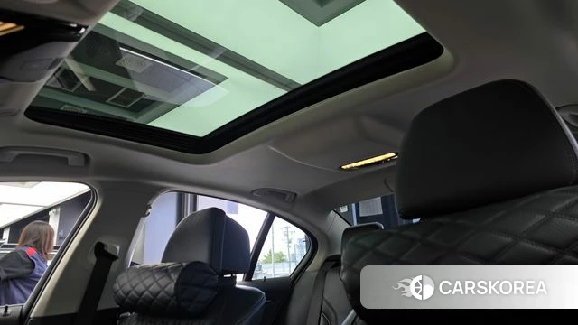 BMW 5 Series (G30) 2019 Серый из Кореи, фото 6