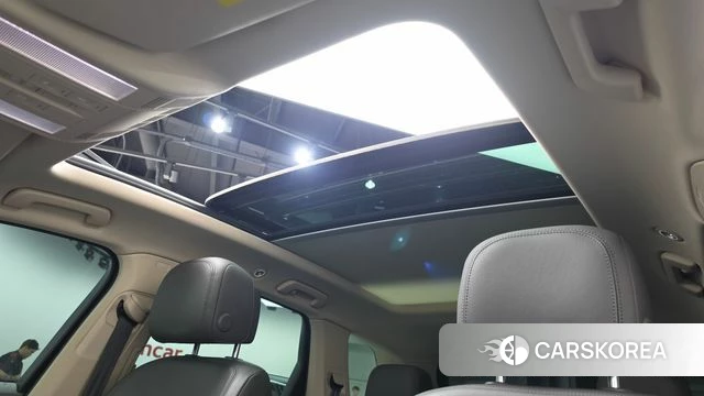 Volkswagen Touareg 3rd generation 2020 Белый из Кореи, фото 6