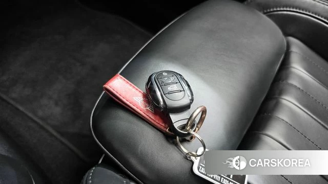 Mini Cooper S 2024 Белый из Кореи, фото 6