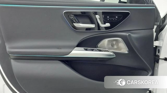 Mercedes-Benz E-Class W214 2024 Белый из Кореи, фото 6