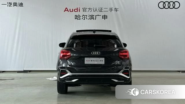 Audi Q2L 2025 Темно-серый из Китая, фото 6