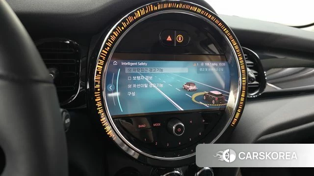 Mini Cooper 2024 Черный из Кореи, фото 6