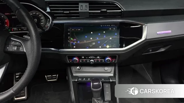 Audi Q3 (F3) 2023 Белый из Кореи, фото 6