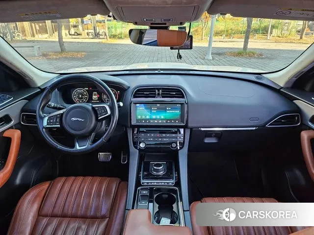 Jaguar F-PACE 2019 Белый из Кореи, фото 6