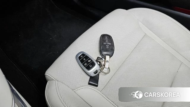Hyundai The New Grandeur IG Hybrid 2021 Белый из Кореи, фото 6