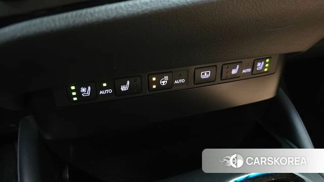 Lexus ES300h 7th generation 2022 Белый из Кореи, фото 6