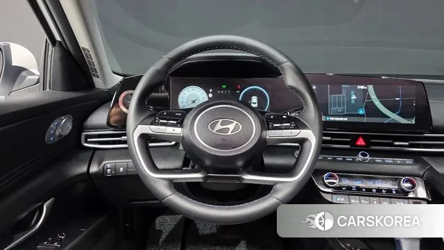 Hyundai The New Avante (CN7) 2023 Белый из Кореи, фото 6