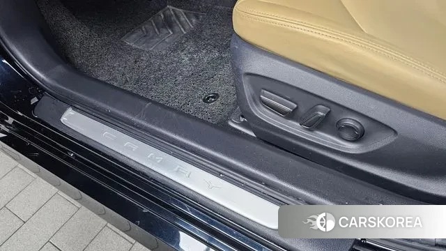 Toyota Camry (XV70) 2020 Черный из Кореи, фото 6