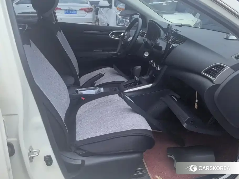 Nissan Sylphy 2025 Белый из Китая, фото 6
