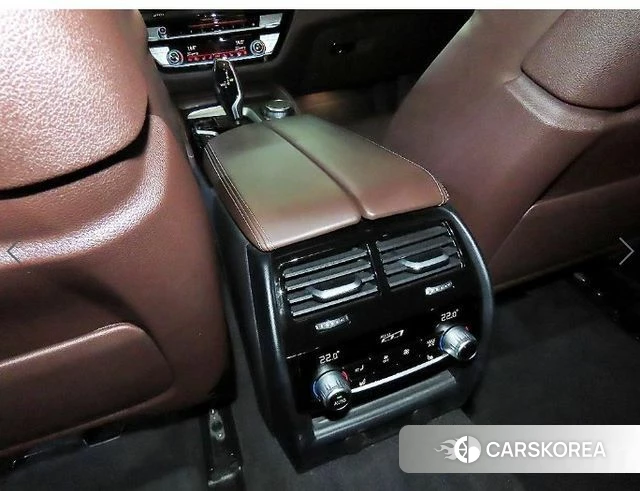 BMW 5 Series (G30) 2019 Черный из Кореи, фото 6