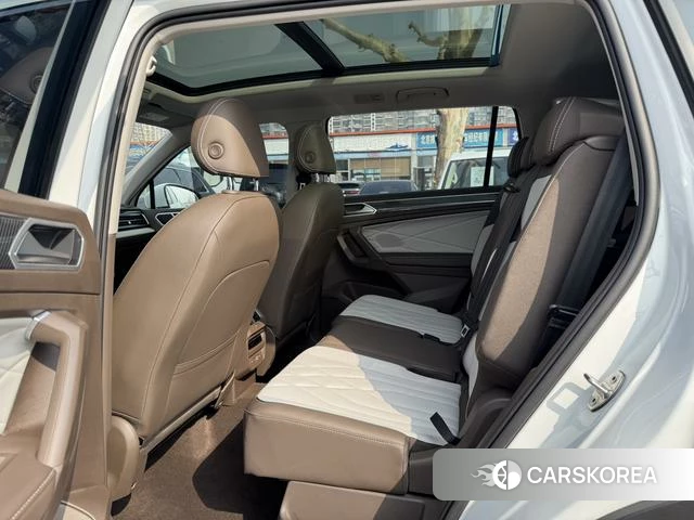 Volkswagen Tiguan L 2023 Белый из Китая, фото 6