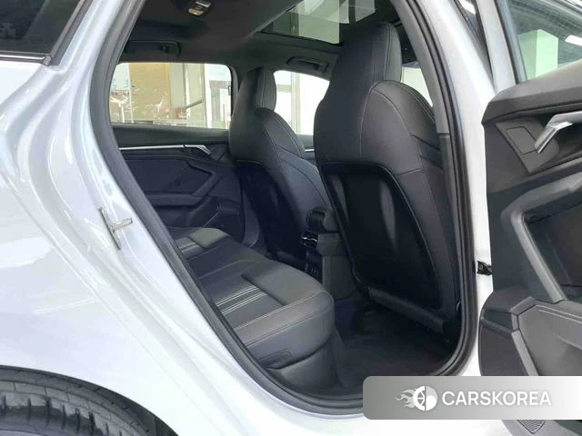 Audi A3 2023 Белый из Китая, фото 6