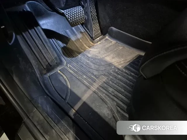 Genesis GV70 2021 Черный из Кореи, фото 6