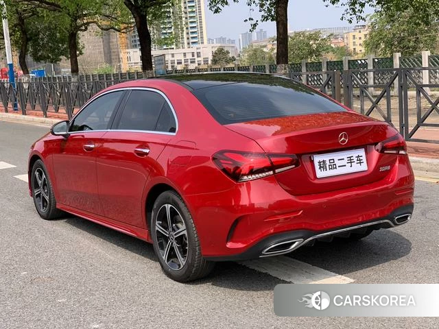 Mercedes-Benz Class A 2023 Красный из Китая, фото 6