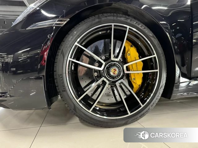 Porsche 911(992) 2023 Черный из Кореи, фото 6