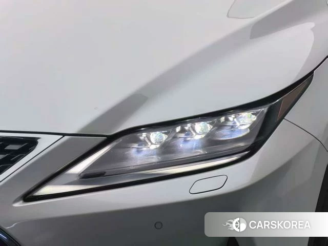 Lexus RX 2023 Белый из Китая, фото 6