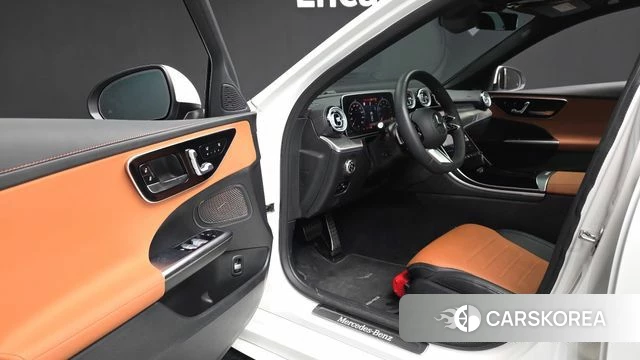 Mercedes-Benz C-Class W206 2025 Белый из Кореи, фото 6