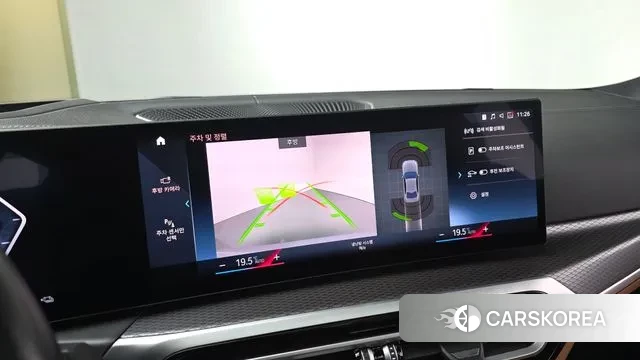 BMW 3 Series (G20) 2023 Светло-серебряный цвет из Кореи, фото 6