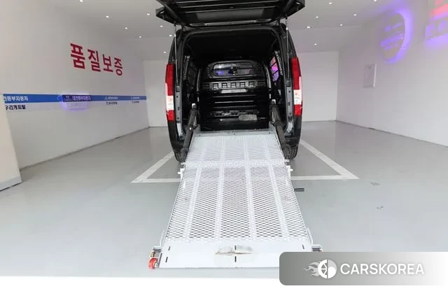 Hyundai Staria 2021 Черный из Кореи, фото 6