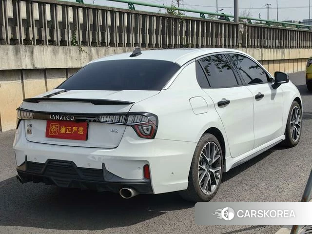 Lynk 03 2022 Белый из Китая, фото 6