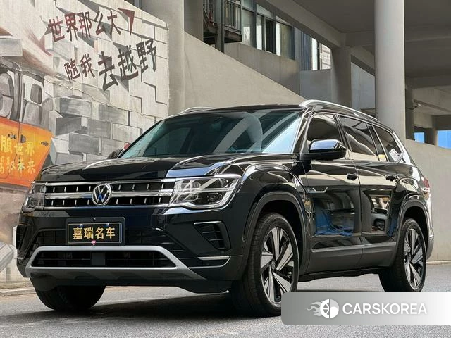 Volkswagen Tourang 2024 Черный из Китая, фото 6