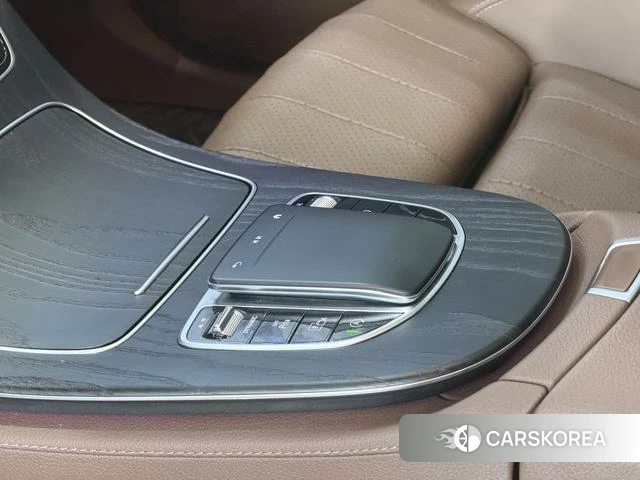 Mercedes-Benz E-class 2022 Черный из Китая, фото 6