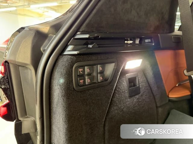 BMW X7 (G07) 2023 Черный из Кореи, фото 6