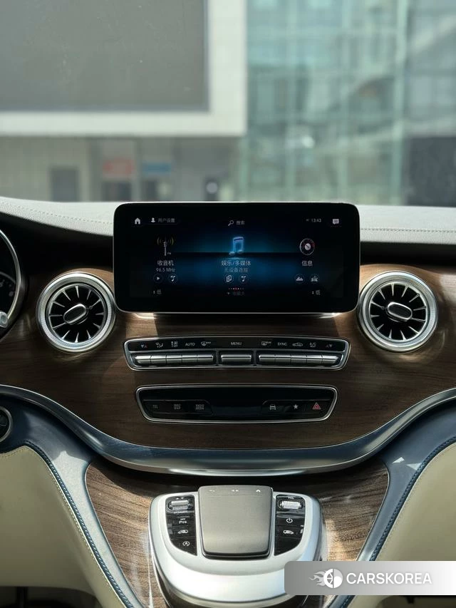 Mercedes-Benz V-class 2022 Черный из Китая, фото 6