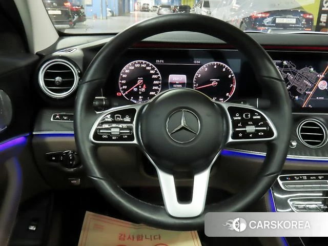 Mercedes-Benz E-Class W213 2018 Серый из Кореи, фото 6