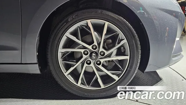 Hyundai The New Avante AD id 2707048 из Кореи 6