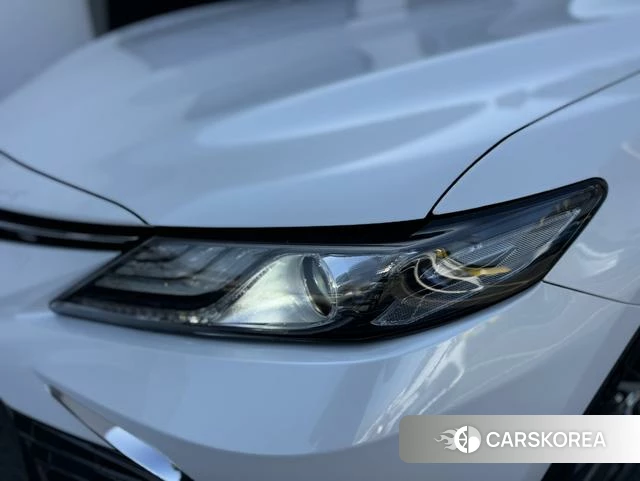 Toyota Camry 2022 Белый из Китая, фото 6