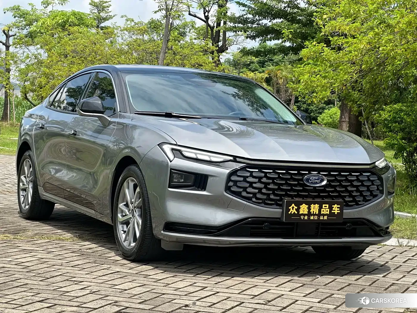 Ford Mondeo 2023 Silver/gray из Китая, фото 6