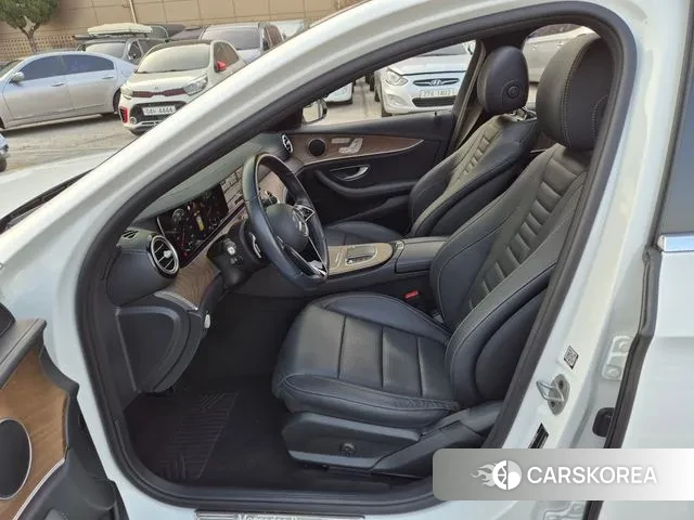 Mercedes-Benz E-Class W213 2021 Белый из Кореи, фото 6