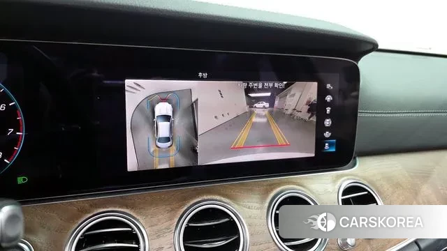 Mercedes-Benz E-Class W213 2022 Белый из Кореи, фото 6