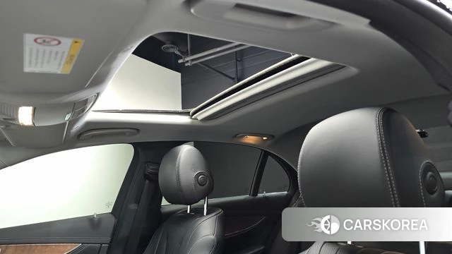 Mercedes-Benz E-Class W213 2018 Черный из Кореи, фото 6