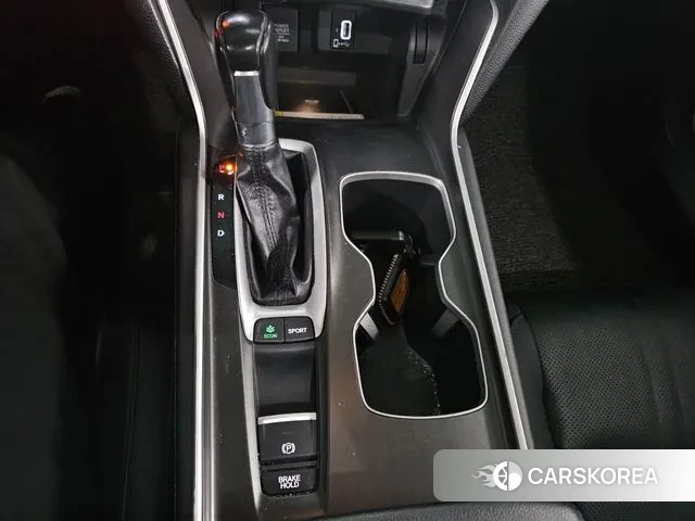 Honda Accord 10th Generation 2019 Серебряный из Кореи, фото 6