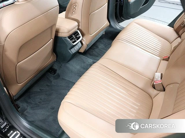 Hyundai Grandeur Hybrid (GN7) 2024 Черный из Кореи, фото 6