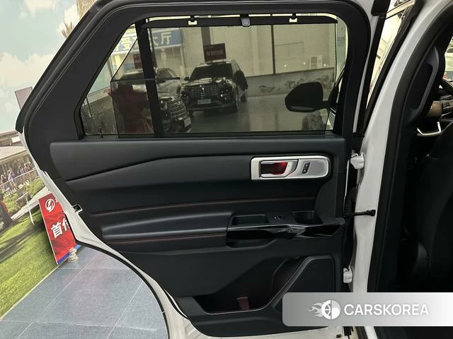Ford Explorer 2021 Белый из Китая, фото 6