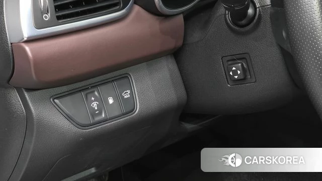 Genesis The New G70 2021 Светло-серебряный цвет из Кореи, фото 6