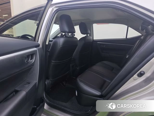 Toyota Corolla dual engine E+ 2020 Другой из Китая, фото 6
