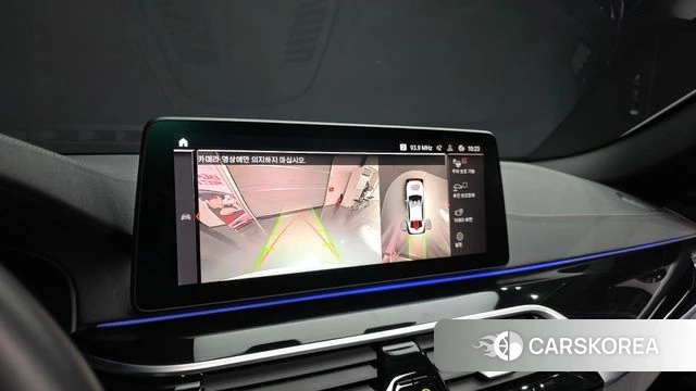 BMW 5 Series (G30) 2023 Белый из Кореи, фото 6