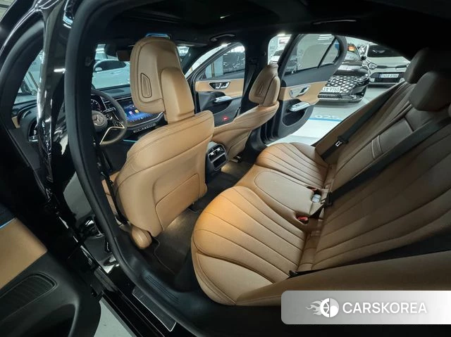 Mercedes-Benz E-Class W214 2025 Черный из Кореи, фото 6