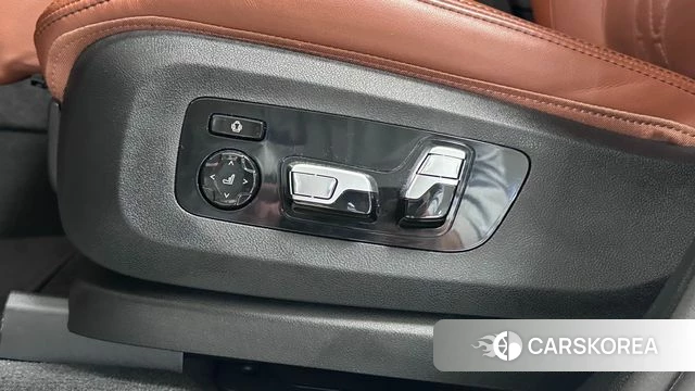BMW X7 (G07) 2025 Белый из Кореи, фото 6