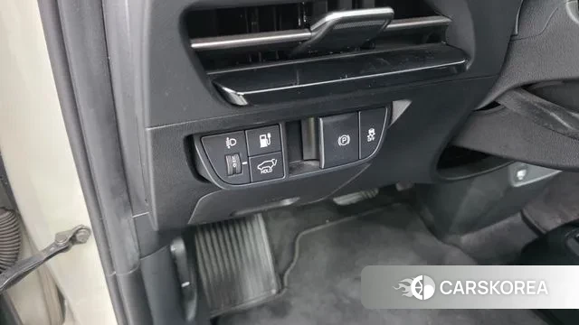 Kia EV6 2021 Жемчужный цвет из Кореи, фото 6