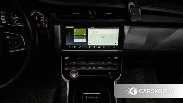 Jaguar XF (X260) 2018 Белый из Кореи, фото 6